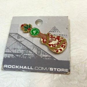 VTG Gold Toned Guitar Rock And Roll Hall Of Fame Museum Christmas Enamel Pin 2.5